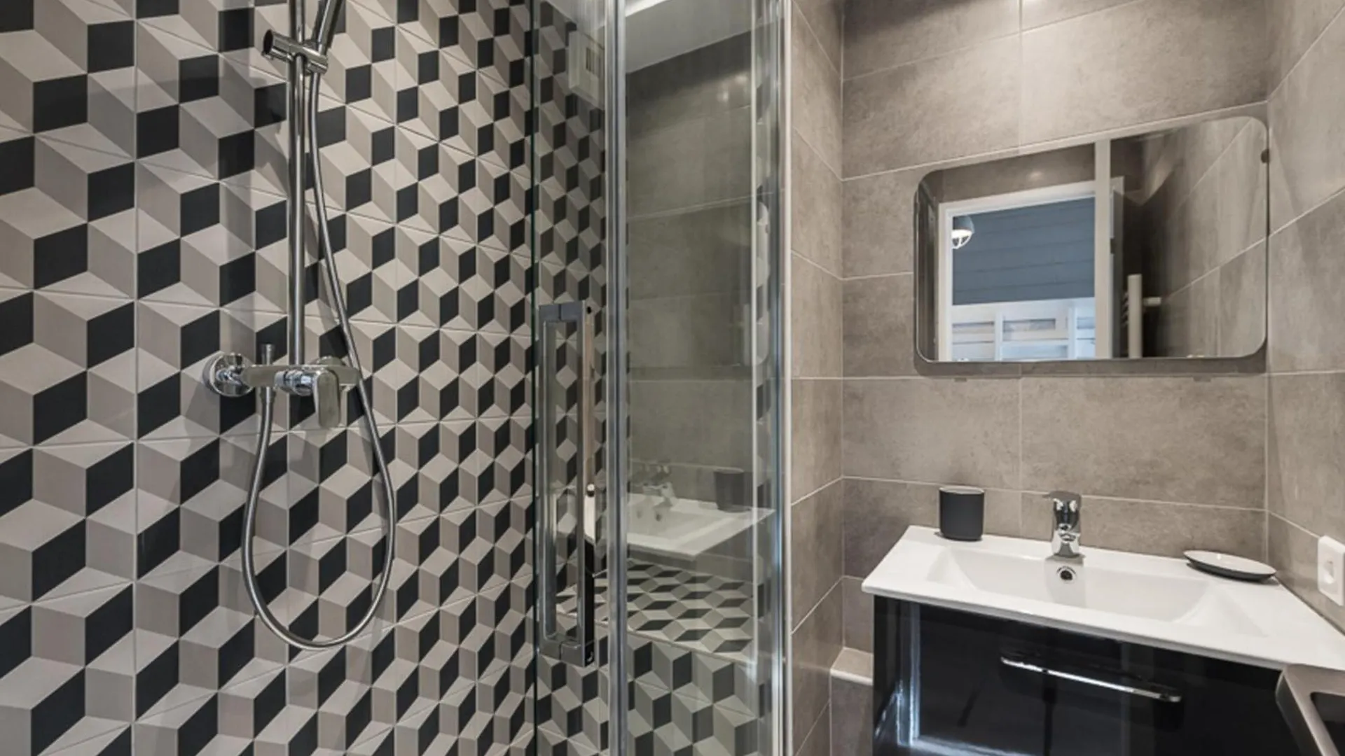 Studio Renove Pour 4 Personnes, Proche Pistes Et Commerces, Balcon, Wifi, Animaux Acceptes - Fr-1-502-388 Tignes France